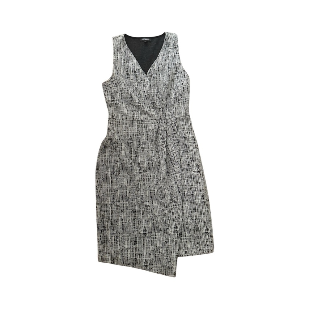 Express Black and White Sleeveless Dress